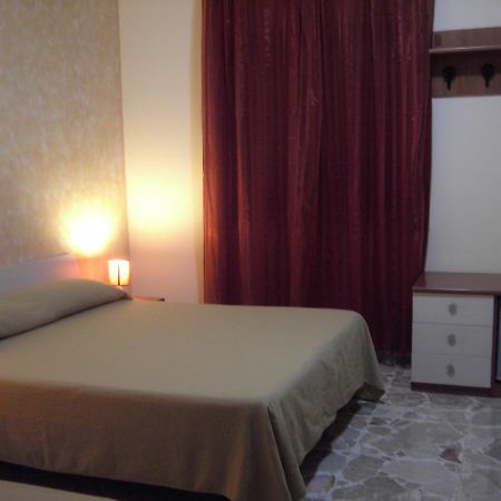 Etna Inn Motta SantʼAnastasia Eksteriør bilde