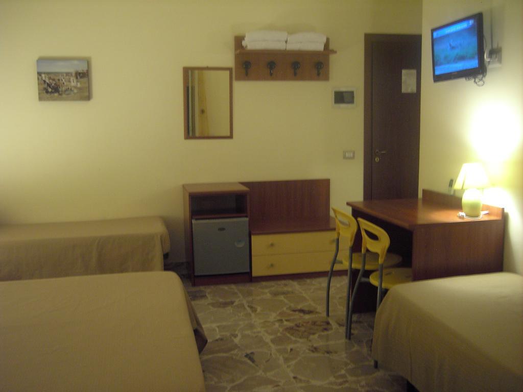 Etna Inn Motta SantʼAnastasia Rom bilde